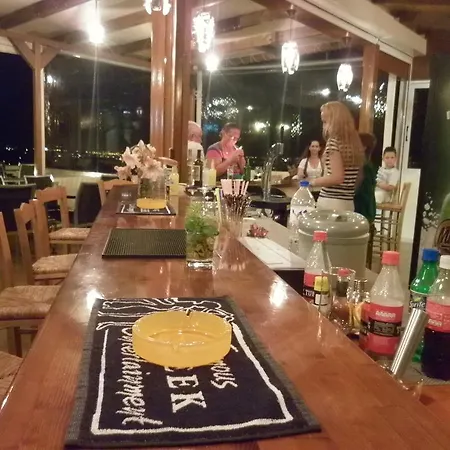 Zante View & Ξενοδοχείο με διαμερίσματα Τσιλιβί