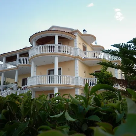 Ξενοδοχείο με διαμερίσματα Zante View & Τσιλιβί